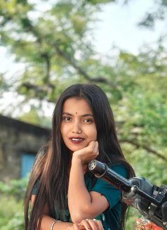 Real Meet Ya Cam Service - escort in Hyderabad Photo 2 of 3