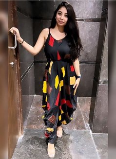 Massage Republic Best Call Girl - puta in Rajkot Photo 1 of 4