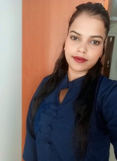 Real Meetup Mahi Independent Girl - puta in Pune Photo 2 of 2