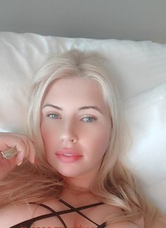 Real mistress, classic tall 6' poppers - puta in Dubai Photo 30 of 30