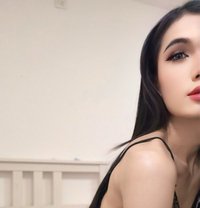 Girl friend feeling - Transsexual escort in Doha