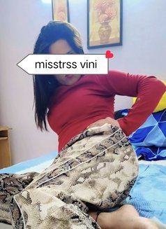 Hot misstrs vedii 8+ bull real n cam - Transsexual escort in New Delhi Photo 14 of 20