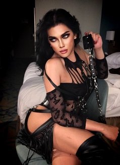 Hard dick Top Dominant - Transsexual escort in Manila Photo 26 of 27