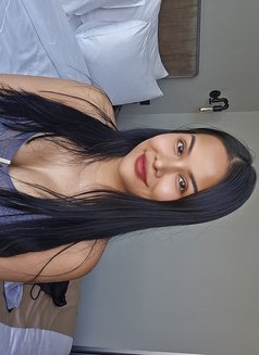 Real Yoni massage for lady by janthip - masseuse in Dubai Photo 7 of 9