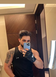 REAL24cm - Male escort in İstanbul Photo 7 of 8
