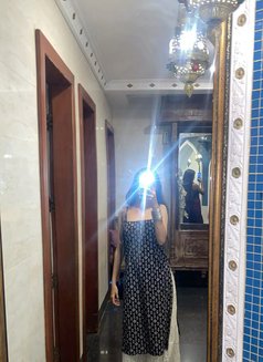 Reality Cam Show & Meet Up - escort in Noida Photo 1 of 2