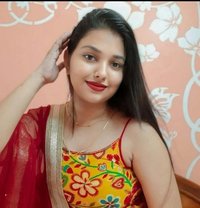 Realme Available - puta in Vadodara