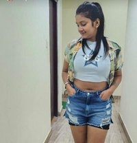 Realme Available - escort in  Jhansi