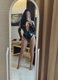 Rebeca Exotic Mistress - puta in Dubai Photo 8 of 9
