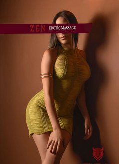 Rebeca - Erotic Massage - escort in Barcelona Photo 1 of 3