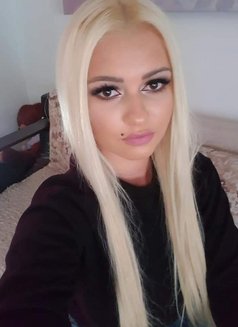 Rebecca- 20 Years Old- No Photoshop - escort in Al Manama Photo 8 of 15