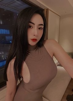 Susana - escort in Tokyo Photo 1 of 6