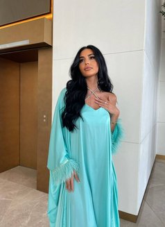 Rebecca - escort in Dubai Photo 12 of 12