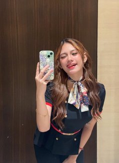 Rebecca F - escort in Bali Photo 4 of 6