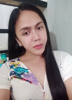 Rebecca - Transsexual companion in Manila Photo 3 of 20