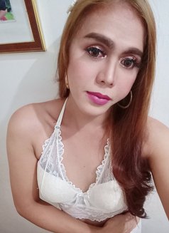 Rebecca - Transsexual companion in Manila Photo 14 of 20