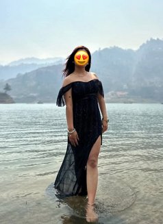 Rebika HAND CASH service - puta in Kathmandu Photo 1 of 2