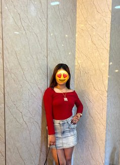 Rebika HAND CASH service - puta in Kathmandu Photo 2 of 2