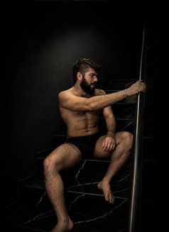Red Dragon Vip Service - Male escort in Jeddah Photo 4 of 15