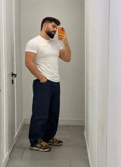 Red Dragon Vip Service - Male escort in Jeddah Photo 14 of 15