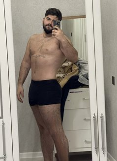 Red Dragon Vip Service - Male escort in Riyadh Photo 4 of 9