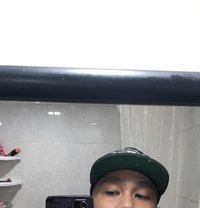 Red - Male escort in Manila