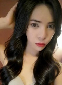 Try something new, extraordinary pleasur - Transsexual escort in Makati City Photo 2 of 4