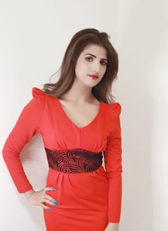 Red Hot Babe - escort in Dubai Photo 2 of 5