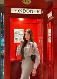 Red Light Mnl - escort in Manila Photo 7 of 30