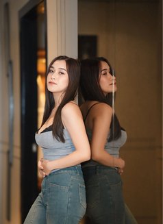 Red Light Mnl - escort in Manila Photo 23 of 30