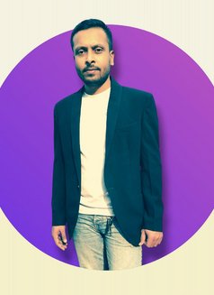 Red Service Expert - Male escort in Dhaka Photo 3 of 5