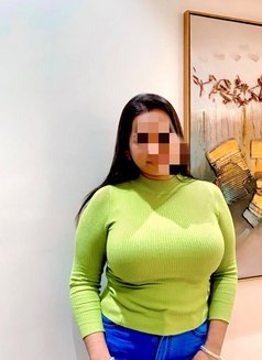 Cam girl - escort in Mumbai Photo 2 of 2