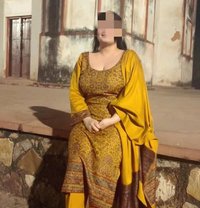 Reeena - escort in Mumbai