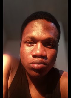 Reel Dîckson - Male escort in Abuja Photo 4 of 5