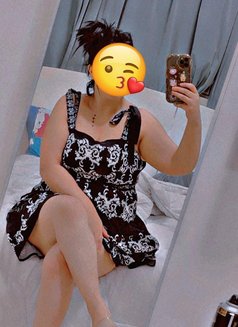 Reem Ajmān - puta in Ajmān Photo 2 of 7