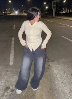 Reem - escort in Cairo Photo 7 of 8