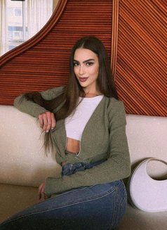 Reem outcall only - escort in Dubai Photo 20 of 20