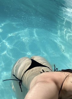 Miraa - escort in Dubai Photo 4 of 8