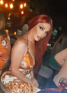 Reem - Transsexual escort in Beirut Photo 1 of 6