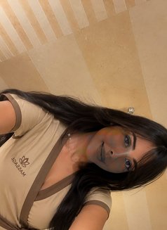 Reem - masseuse in Dubai Photo 2 of 2