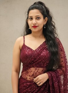 Reema for real sex chat Cam/webcam Fun - puta in Ahmedabad Photo 2 of 3