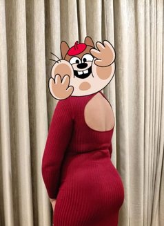 Reema - escort in New Delhi Photo 1 of 6