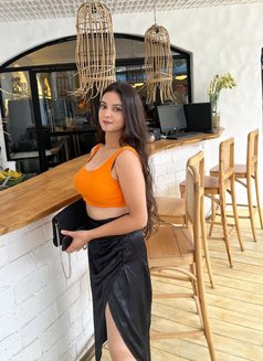 Let's meet for privately encounter & cam - escort in Bangalore Photo 1 of 5