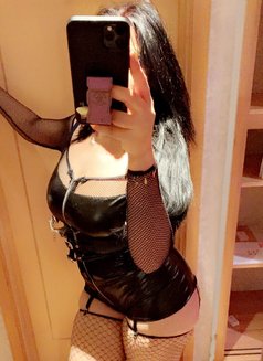 Reeme - escort in Riyadh Photo 1 of 6