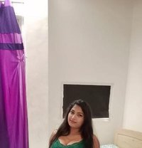 Reena Cam Queen 🧿 & Meet Gfe ༒꧂ 🥂, Esco - escort in Chennai