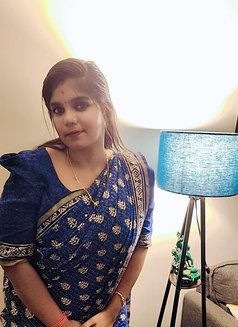 Reena - puta in Chennai Photo 1 of 4