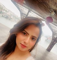 Reena Escorts - puta in Hyderabad Photo 1 of 6