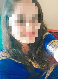 Reena Independent Cam & Real Meet - escort in Bangalore Photo 3 of 3