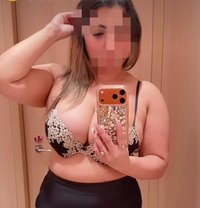 Reena - escort in Noida