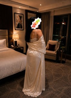 Reena - escort in Jaipur Photo 4 of 5